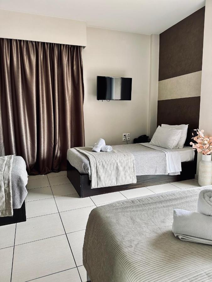 Mc Queen Rooms & Apartments Atene Esterno foto