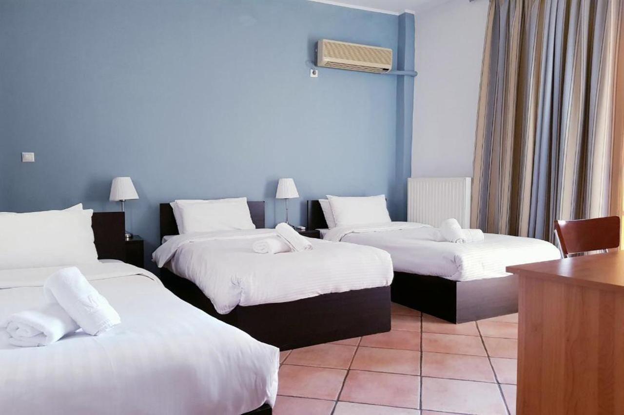 Mc Queen Rooms & Apartments Atene Esterno foto